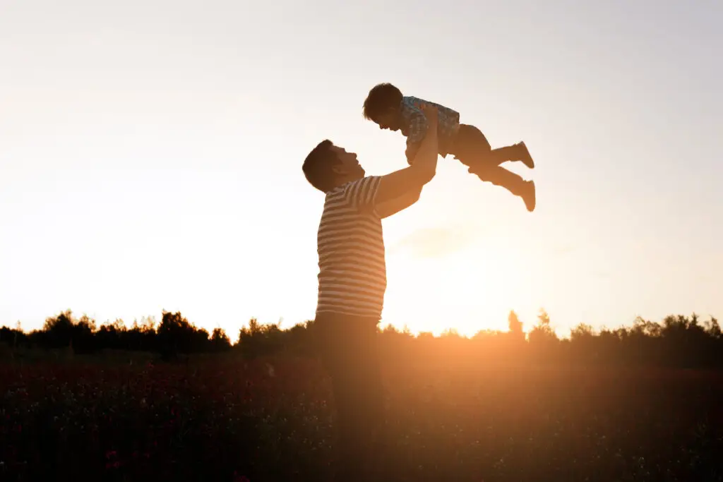 The Happy Dad: Navigating Fatherhood with Joy and Fulfillment
